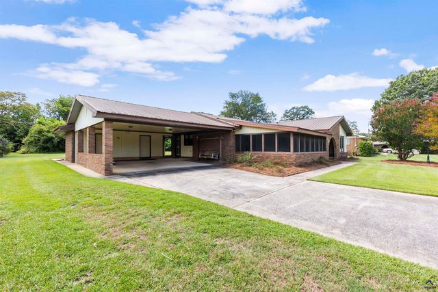 104 Lake Placid Drive, Bonaire, GA 31005