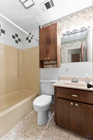 104 Lake Placid Drive, Bonaire, GA 31005