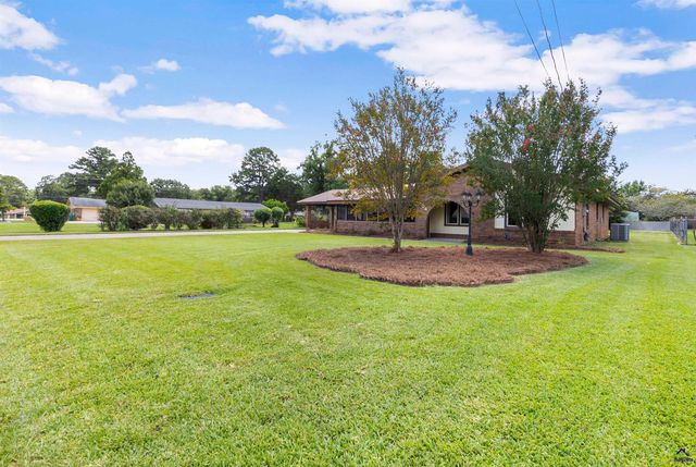 104 Lake Placid Drive, Bonaire, GA 31005