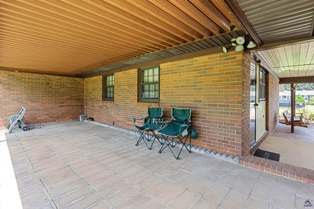 104 Lake Placid Drive, Bonaire, GA 31005