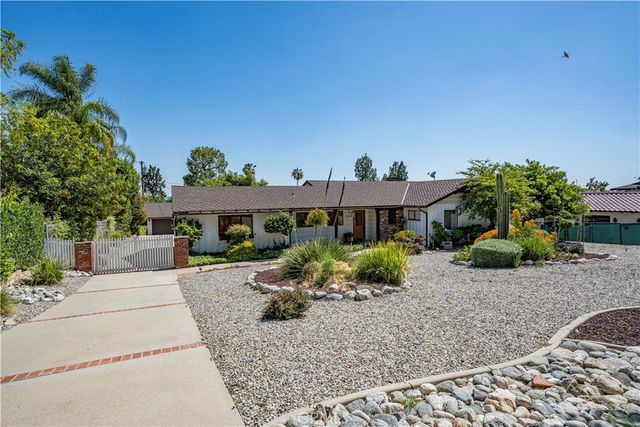918 W Milton, Glendora, CA 91741