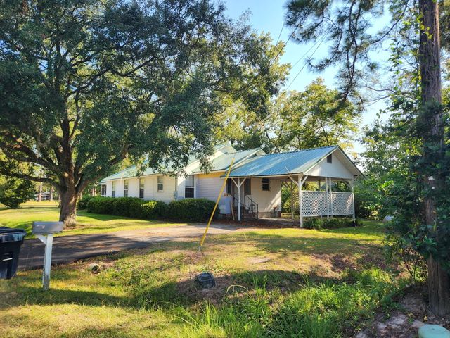 392 Morrison Avenue, Estill, SC 29918