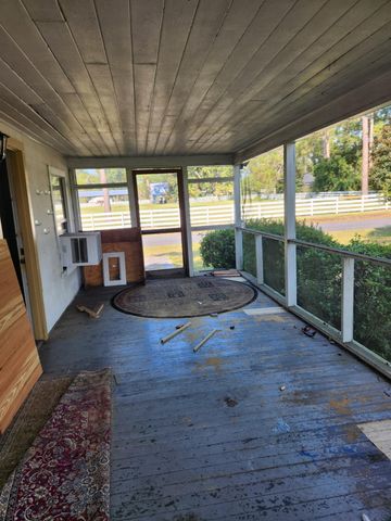 392 Morrison Avenue, Estill, SC 29918