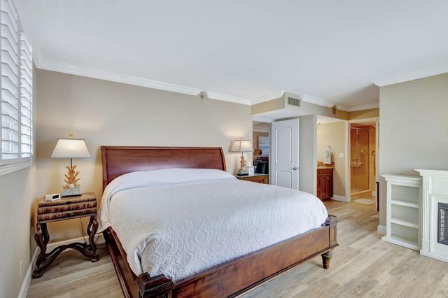 100 Ocean Trail Way 301, Jupiter, FL 33477