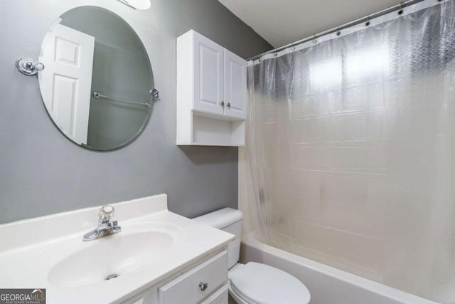 6325 N Glen Drive N, Cumming, GA 30028