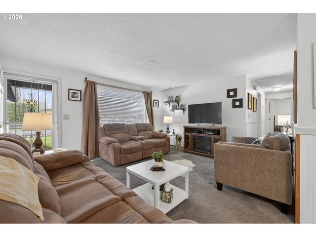 641 Se 154TH Ave, Portland, OR 97233