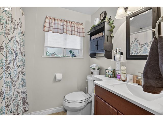 641 Se 154TH Ave, Portland, OR 97233