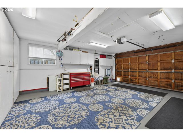 641 Se 154TH Ave, Portland, OR 97233