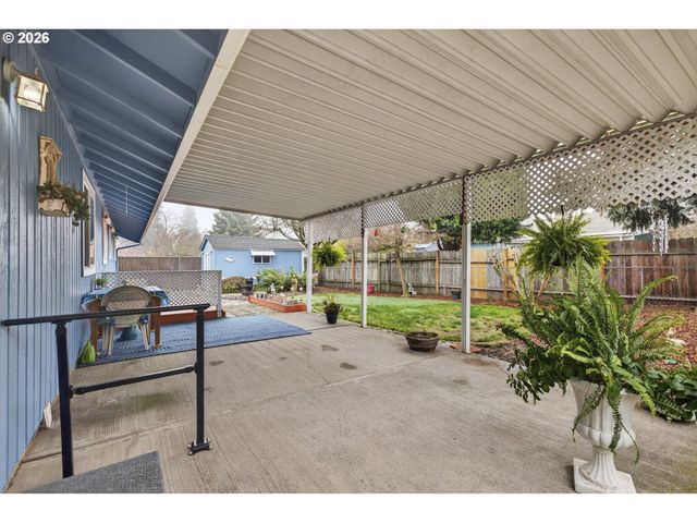 641 Se 154TH Ave, Portland, OR 97233