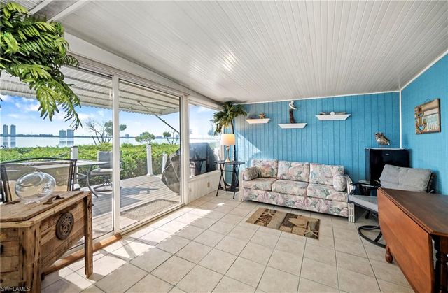 5546 Adam DR, North Fort Myers, FL 33917