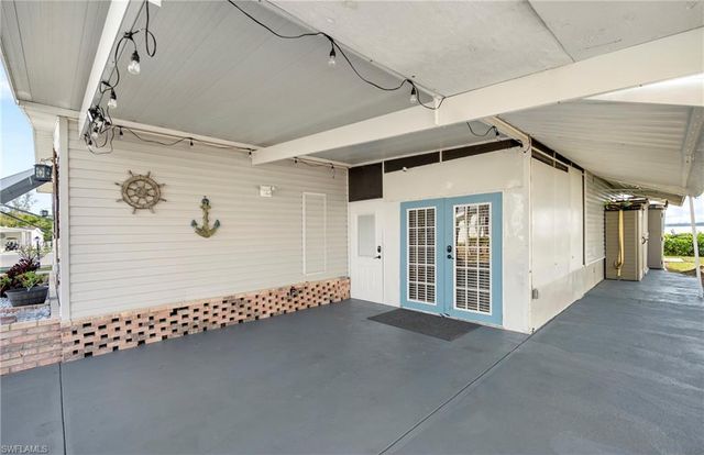 5546 Adam DR, North Fort Myers, FL 33917