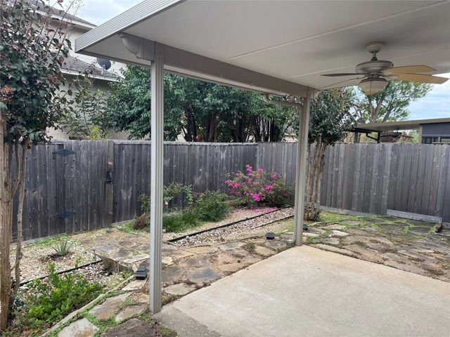 2210 Onion Creek PKWY 1404, Austin, TX 78747