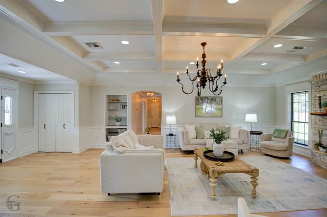 6826 N Club Loop, Shreveport, LA 71107