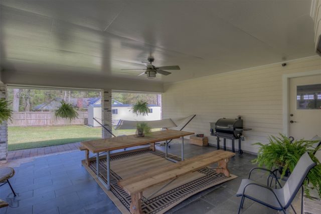 6826 N Club Loop, Shreveport, LA 71107