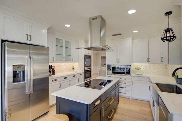 6826 N Club Loop, Shreveport, LA 71107