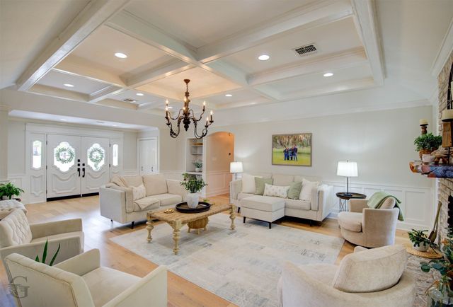 6826 N Club Loop, Shreveport, LA 71107