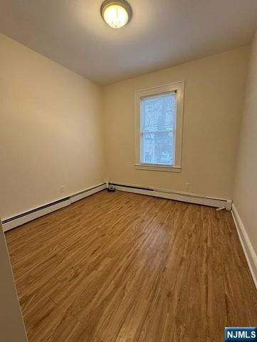 433 Lanza Avenue 3, Garfield, NJ 07026