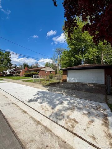 22442 W Chicago, Redford, MI 48239