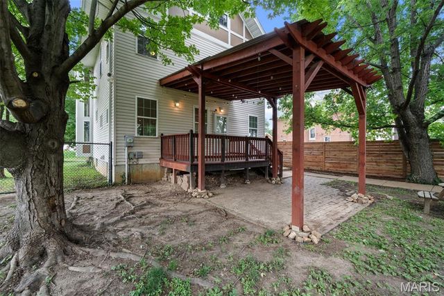 5972 Cates Avenue, St Louis, MO 63112
