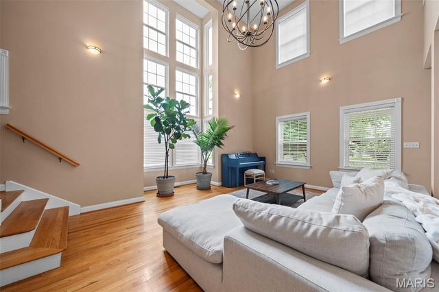 5972 Cates Avenue, St Louis, MO 63112