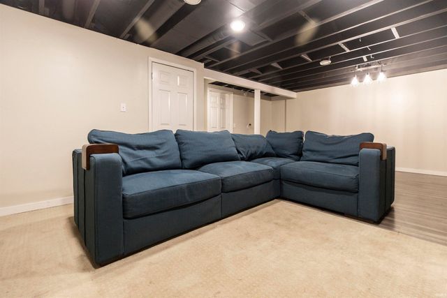 1719 W Hamilton Street, South Bend, IN 46628