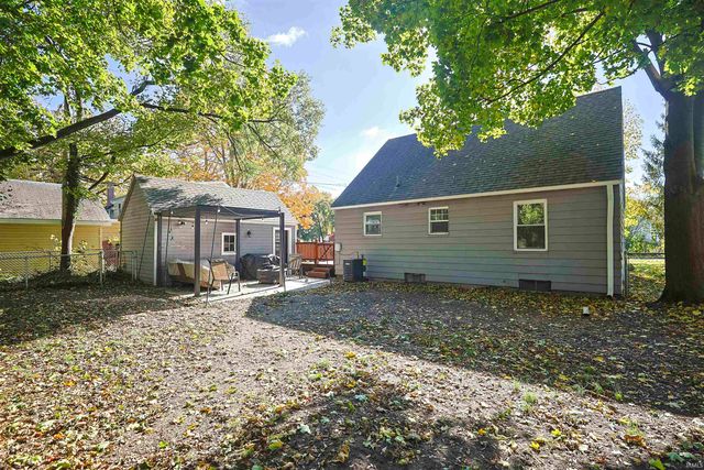 1719 W Hamilton Street, South Bend, IN 46628