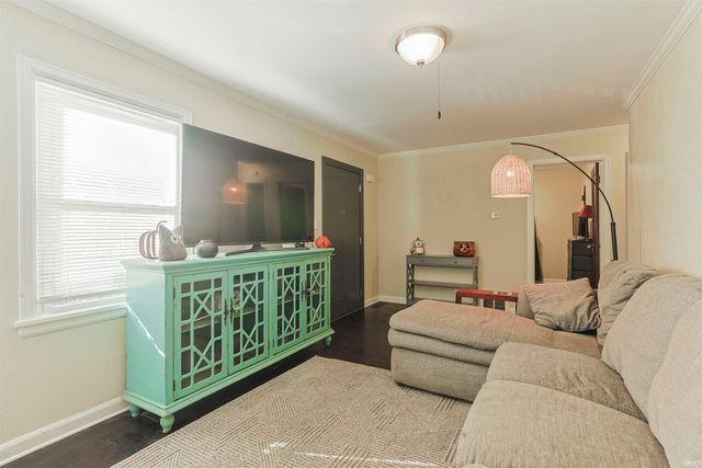 1719 W Hamilton Street, South Bend, IN 46628