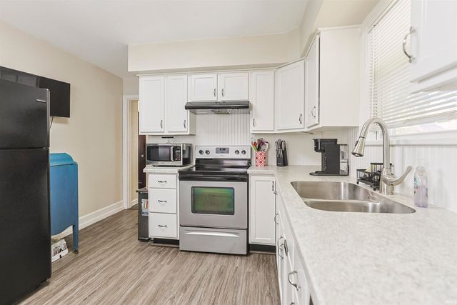 1719 W Hamilton Street, South Bend, IN 46628