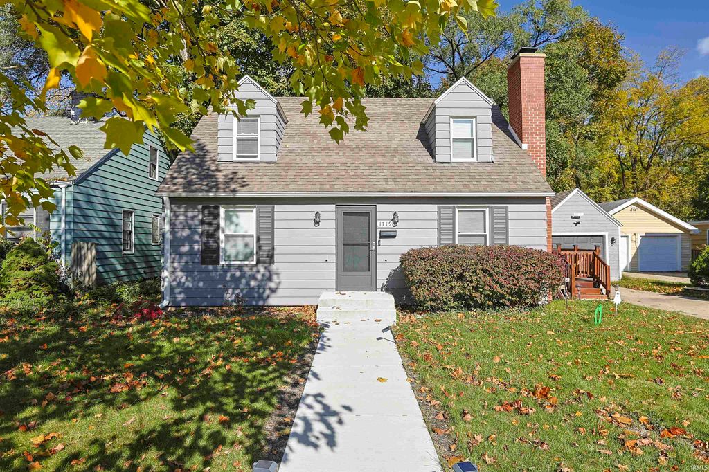 1719 W Hamilton Street, South Bend, IN 46628