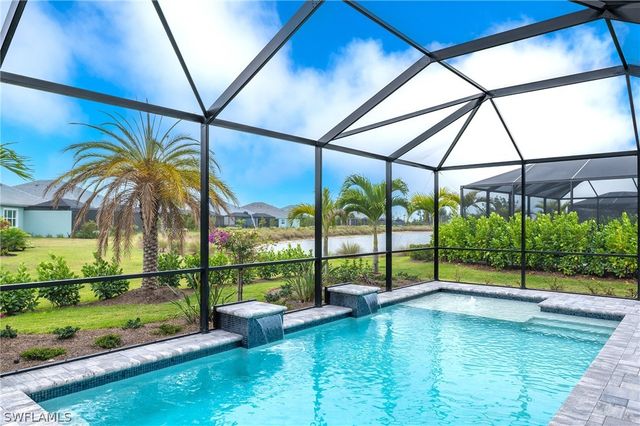 8914 Gustavia CT, Naples, FL 34112