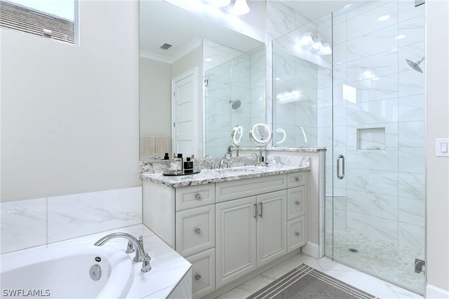 8914 Gustavia CT, Naples, FL 34112