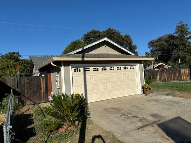 4712 Tanglewood Ln, Stockton, CA 95207