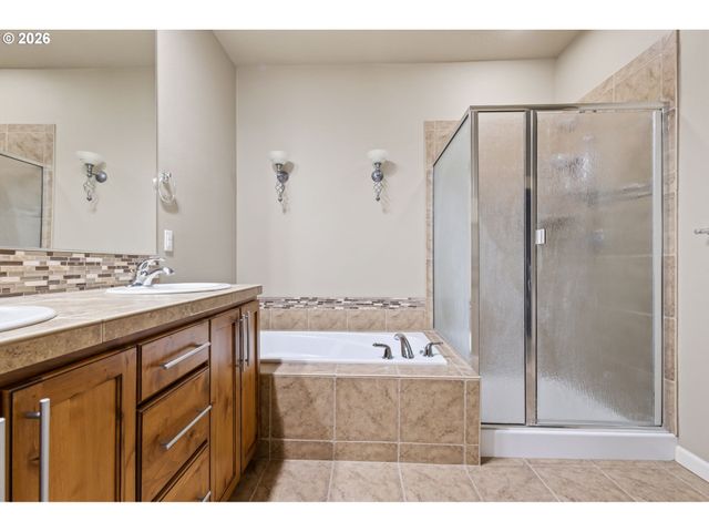 17 Nw 25TH St, Battle Ground, WA 98604