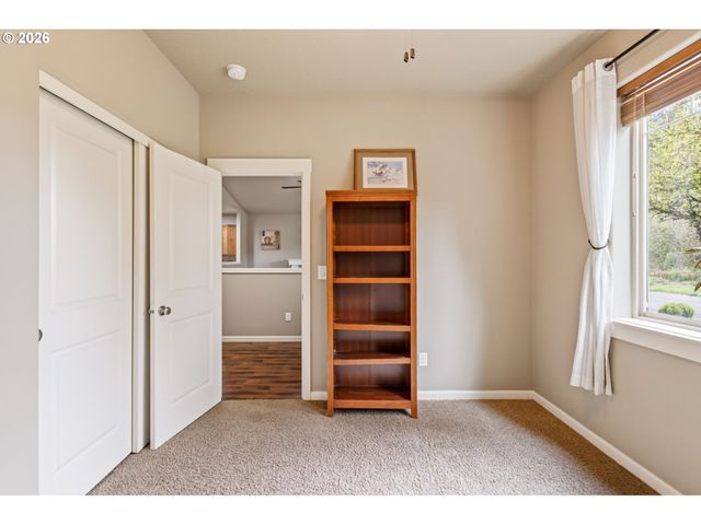 17 Nw 25TH St, Battle Ground, WA 98604