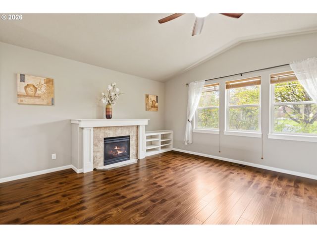 17 Nw 25TH St, Battle Ground, WA 98604