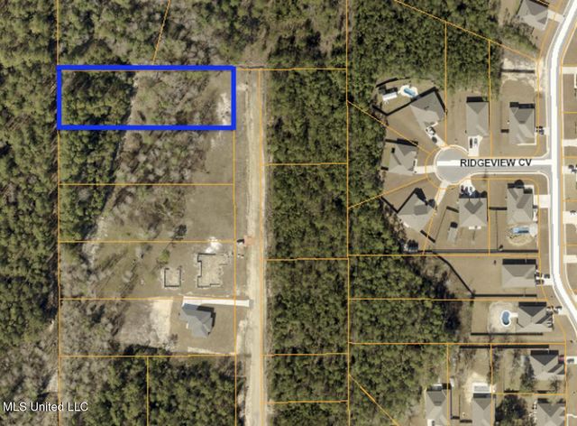 Parker Road, Biloxi, MS 39532