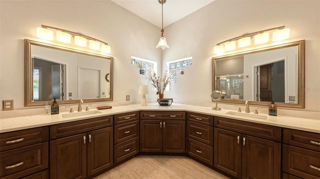 5030 W 44TH STREET, Bradenton, FL 34210