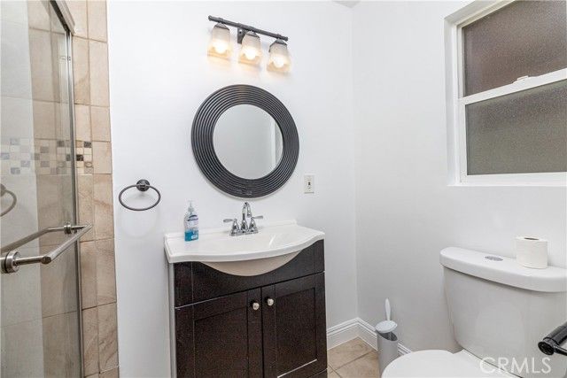 8546 Woodley Ave, North Hills (los Angeles), CA 91343