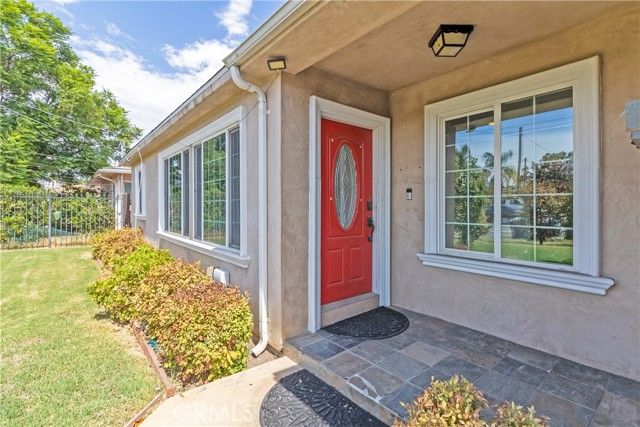 8546 Woodley Ave, North Hills (los Angeles), CA 91343