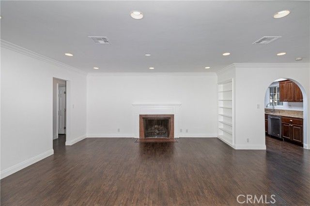 8546 Woodley Ave, North Hills (los Angeles), CA 91343