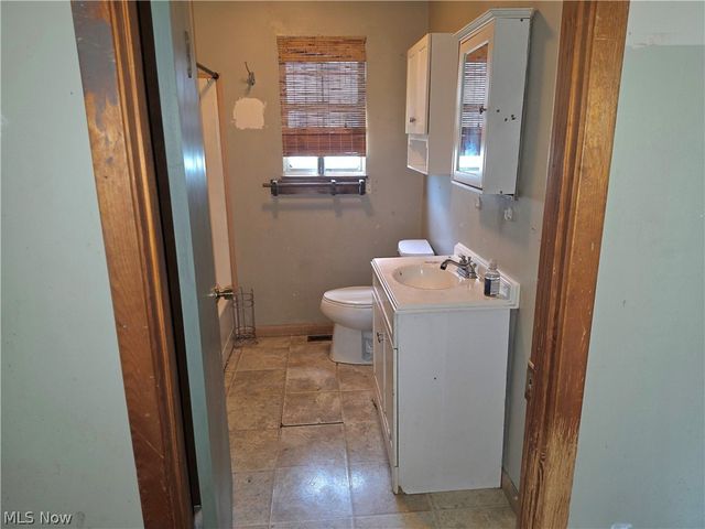 2208 11th Avenue, Parkersburg, WV 26101