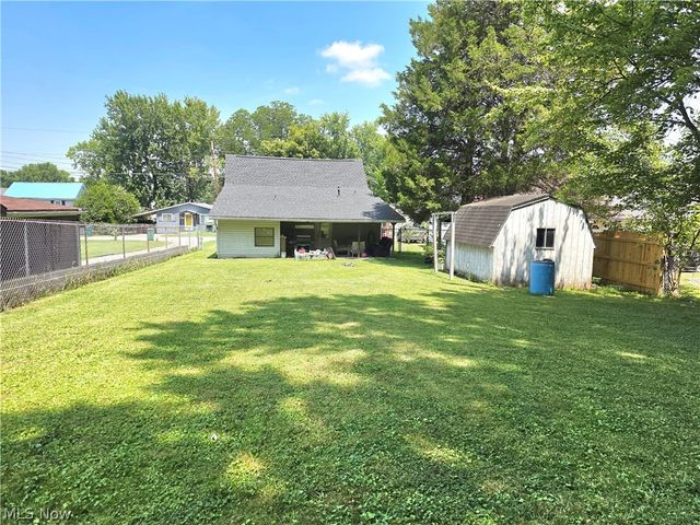 2208 11th Avenue, Parkersburg, WV 26101