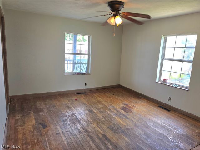 2208 11th Avenue, Parkersburg, WV 26101