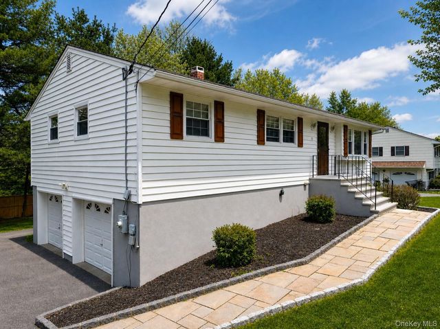 15 Pleasant Drive, Highland Mills, NY 10930