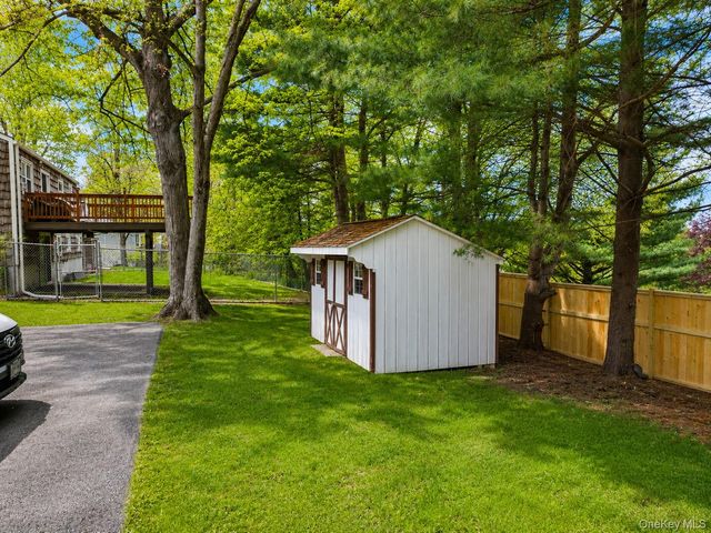15 Pleasant Drive, Highland Mills, NY 10930