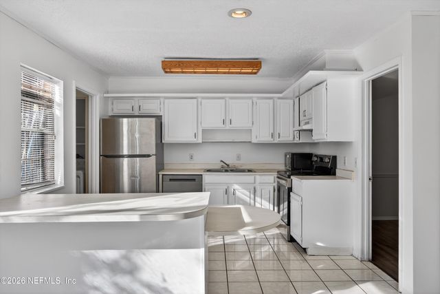 4822 WINDRUSH LN Lane A-4-A, Jacksonville, FL 32217