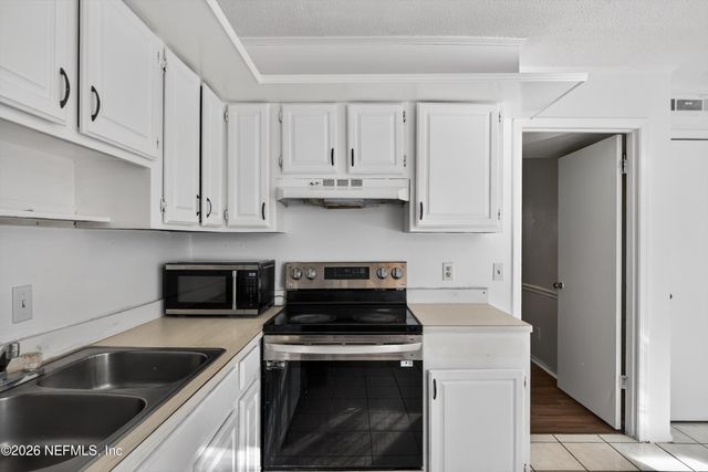 4822 WINDRUSH LN Lane A-4-A, Jacksonville, FL 32217