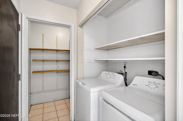 4822 WINDRUSH LN Lane A-4-A, Jacksonville, FL 32217