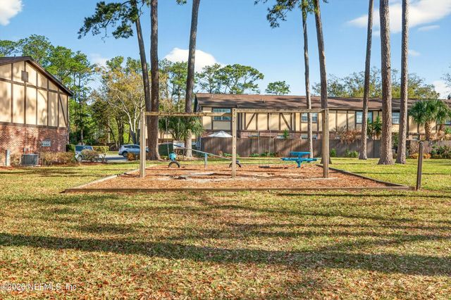 4822 WINDRUSH LN Lane A-4-A, Jacksonville, FL 32217