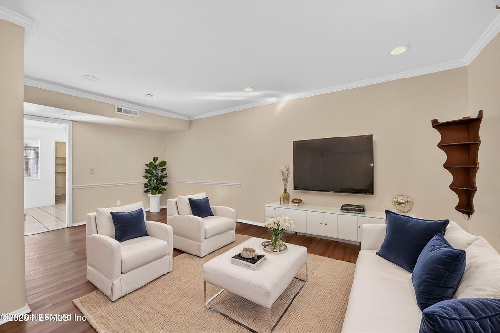 4822 WINDRUSH LN Lane A-4-A, Jacksonville, FL 32217